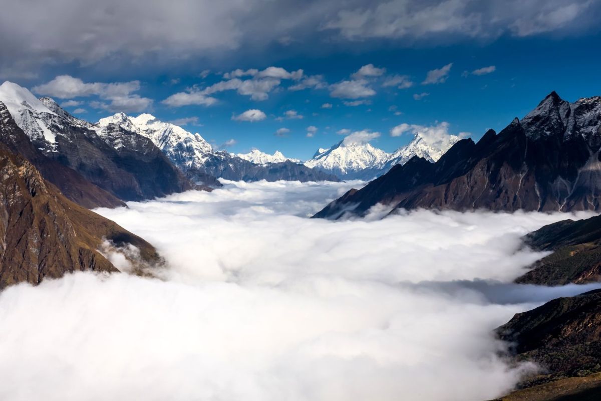 Manaslu Circuit and Tsum Valley Trek