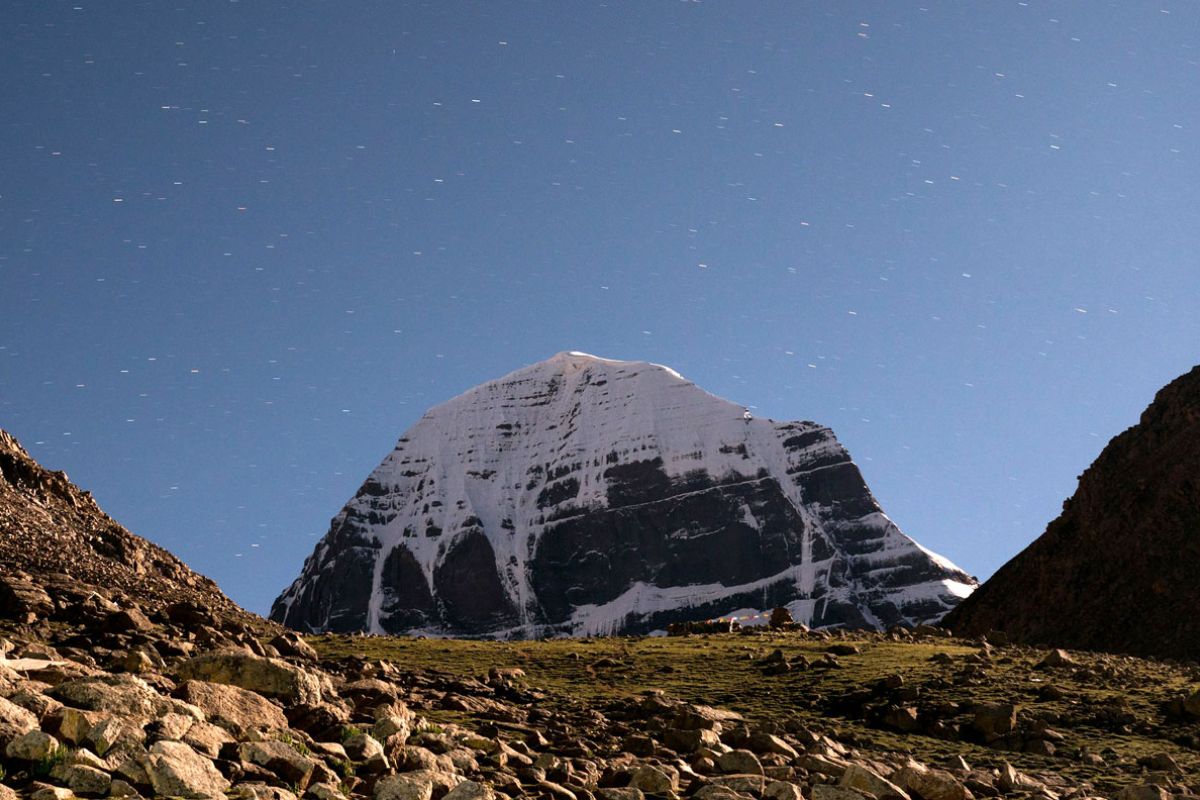 Lhasa, Everest & Kailash Tour